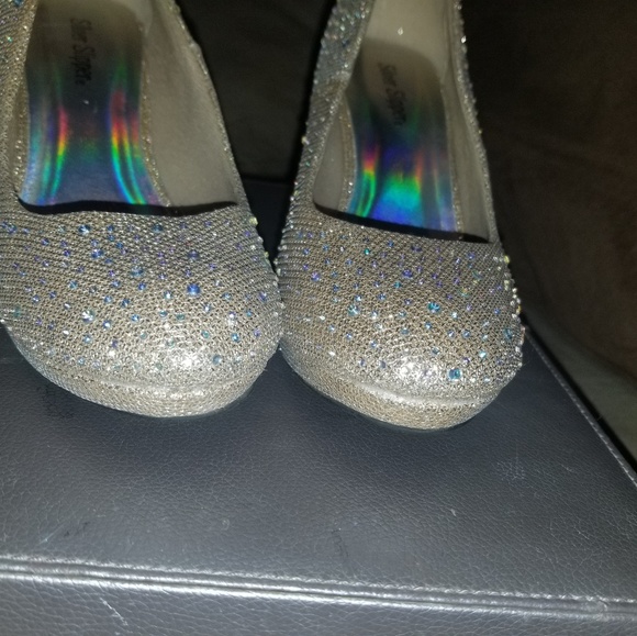 Like new heels - Picture 4 of 4